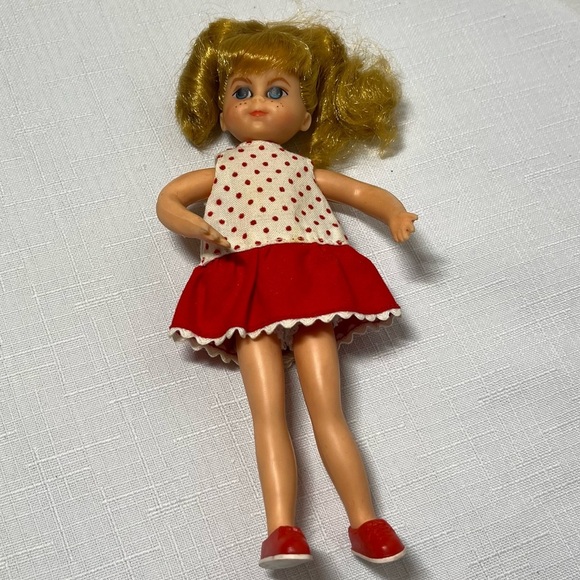 Vintage 1965 Mattel Buffy Doll Japan TV Show - Family Affair + HOMEMADE outfits - Picture 2 of 13